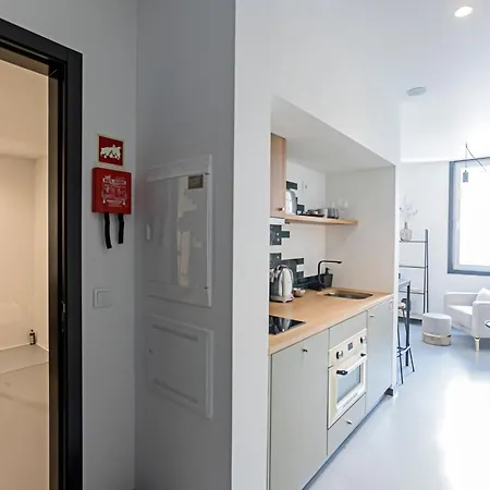 Regras & Garden By Benefit Collection A Porto