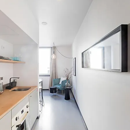 Regras & Garden By Benefit Collection A * Porto