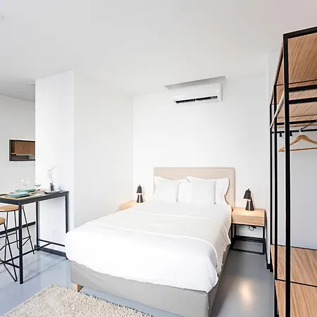 Regras & Garden By Benefit Collection A Porto