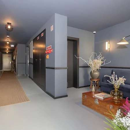 Regras & Garden By Benefit Collection A Apartamento