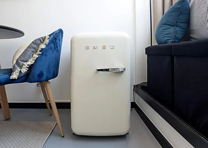 Regras & Garden By Benefit Collection A