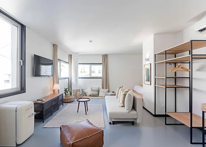 Regras & Garden By Benefit Collection A * Porto