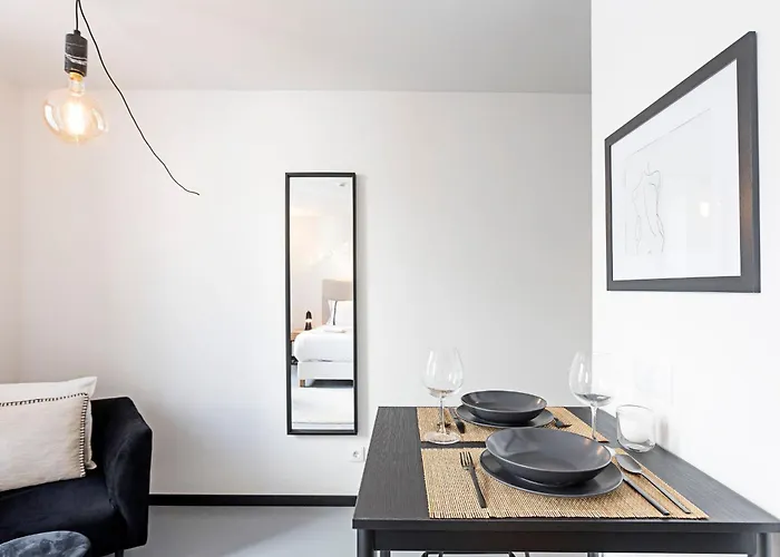 Regras & Garden By Benefit Collection A *