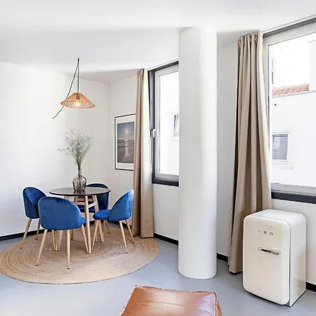 Regras & Garden By Benefit Collection A Oporto